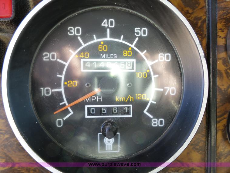 image for item L5583 1998 Kenworth T800 dump truck