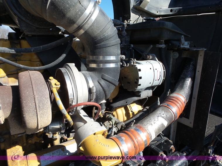 image for item L5583 1998 Kenworth T800 dump truck