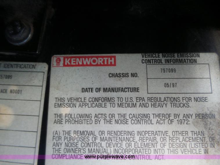 image for item L5583 1998 Kenworth T800 dump truck