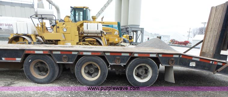 image for item L5586 1998 Trail Boss Paver Special drop deck trailer