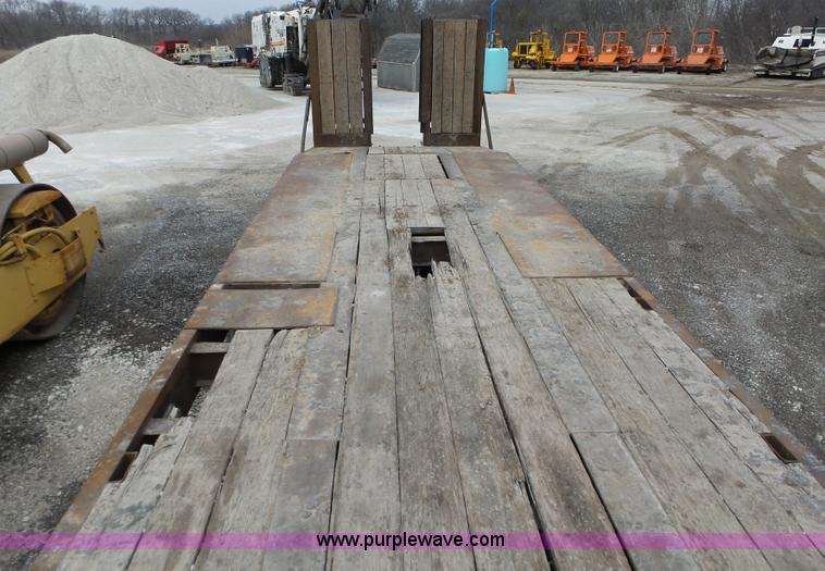 image for item L5586 1998 Trail Boss Paver Special drop deck trailer