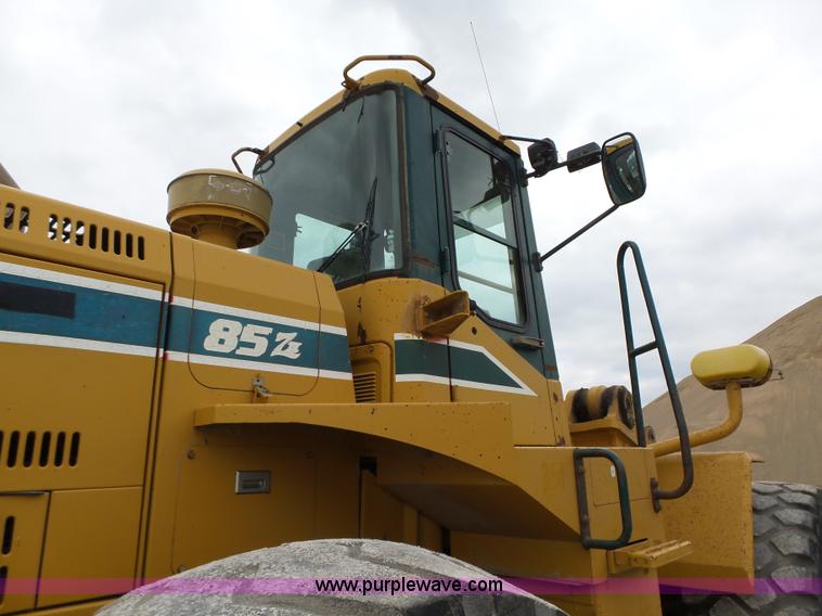 image for item L5587 1998 Kawasaki 85Z IV wheel loader