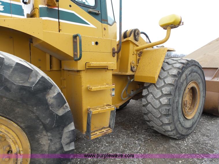 image for item L5587 1998 Kawasaki 85Z IV wheel loader