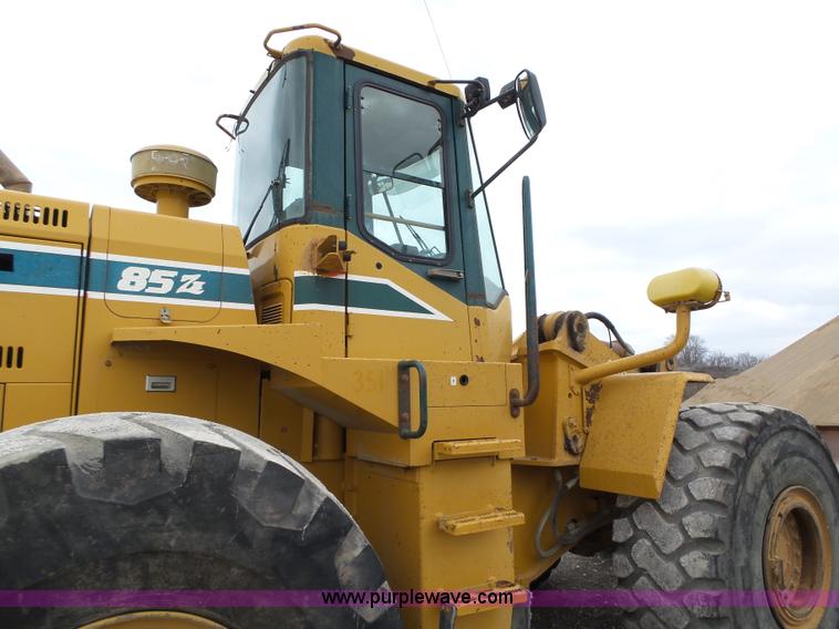 image for item L5587 1998 Kawasaki 85Z IV wheel loader