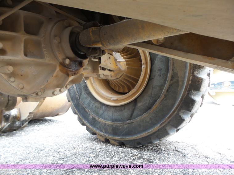 image for item L5587 1998 Kawasaki 85Z IV wheel loader