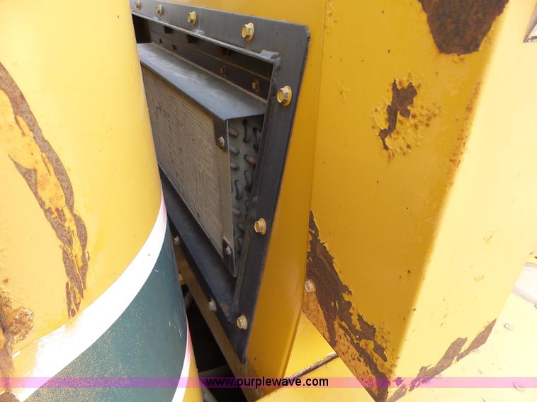 image for item L5587 1998 Kawasaki 85Z IV wheel loader