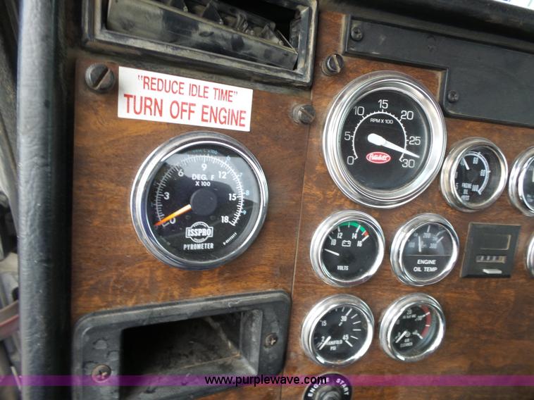 image for item L6273 1997 Peterbilt 379 semi truck