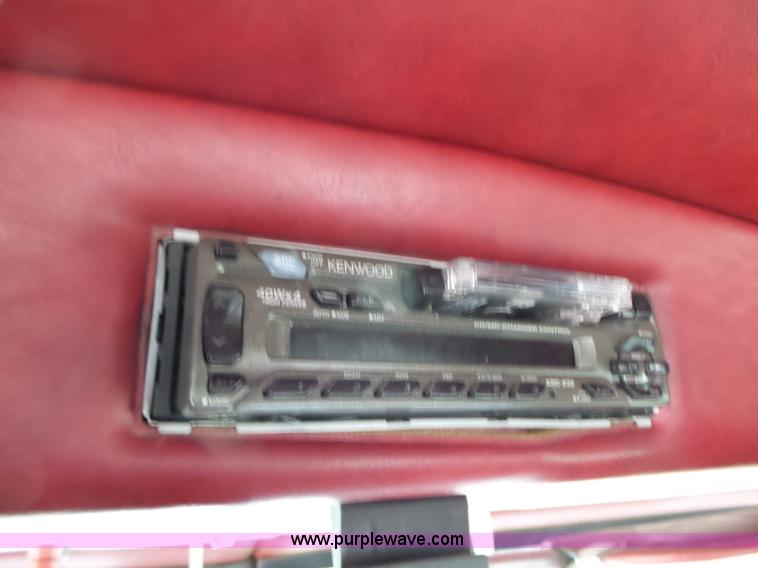 image for item L6273 1997 Peterbilt 379 semi truck