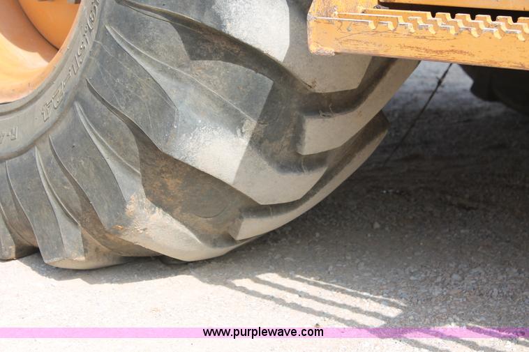 image for item L6832 1997 Case 580L backhoe