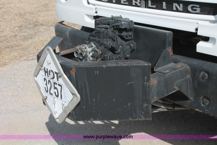 image for item L6833 2001 Sterling L7500 oil distribution truck