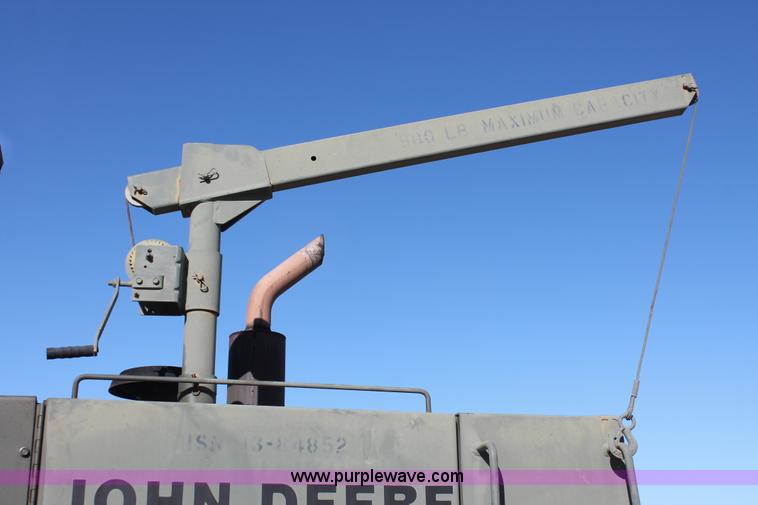 image for item L6839 1991 John Deere 544E wheel loader