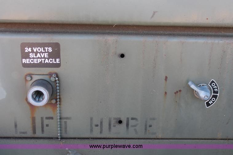 image for item L6839 1991 John Deere 544E wheel loader