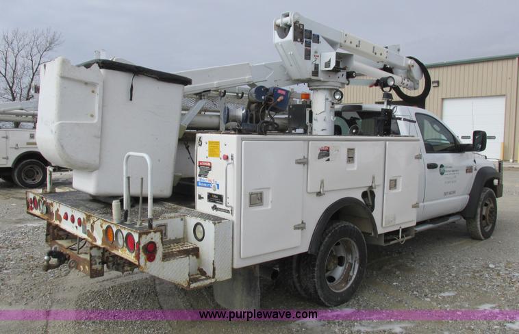 image for item L7118 2009 Dodge Ram 5500 bucket truck