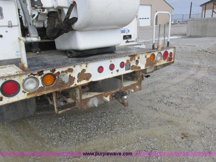 image for item L7118 2009 Dodge Ram 5500 bucket truck