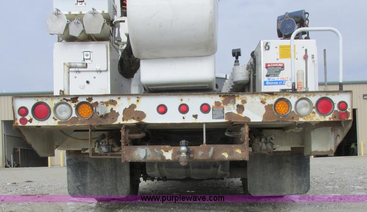 image for item L7118 2009 Dodge Ram 5500 bucket truck