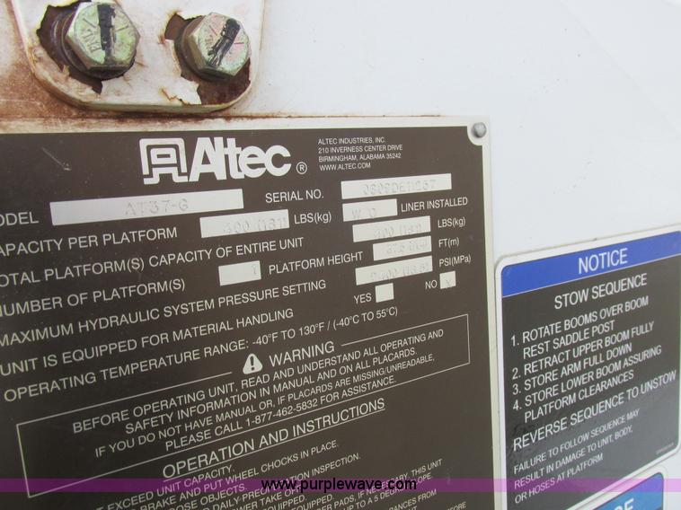 image for item L7118 2009 Dodge Ram 5500 bucket truck