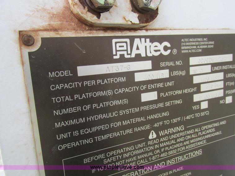 image for item L7118 2009 Dodge Ram 5500 bucket truck