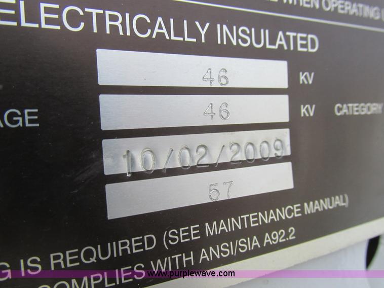 image for item L7118 2009 Dodge Ram 5500 bucket truck