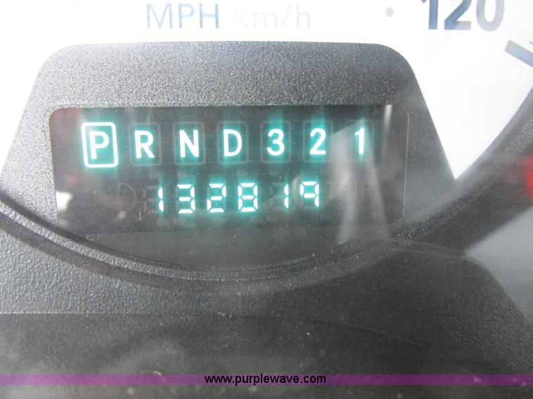 image for item L7118 2009 Dodge Ram 5500 bucket truck