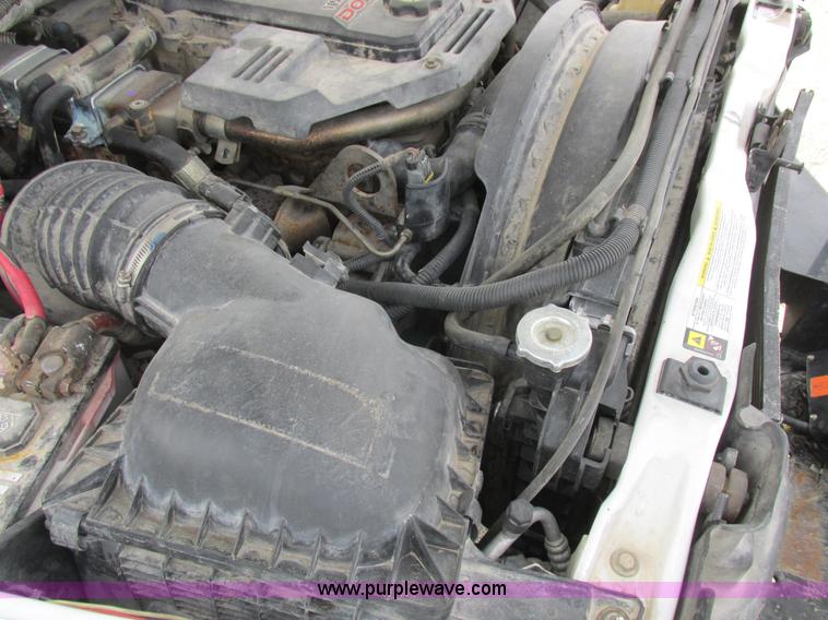 image for item L7118 2009 Dodge Ram 5500 bucket truck