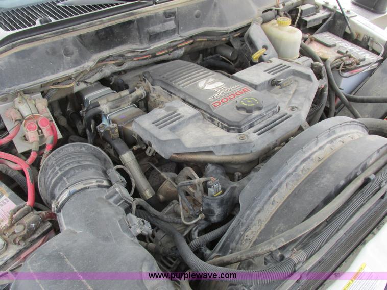 image for item L7118 2009 Dodge Ram 5500 bucket truck