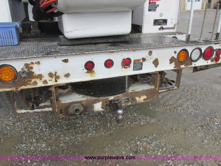 image for item L7119 2009 Dodge Ram 5500 bucket truck
