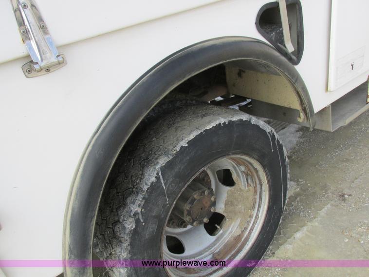 image for item L7119 2009 Dodge Ram 5500 bucket truck