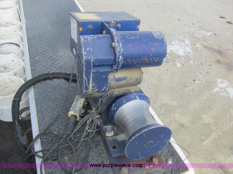 image for item L7119 2009 Dodge Ram 5500 bucket truck