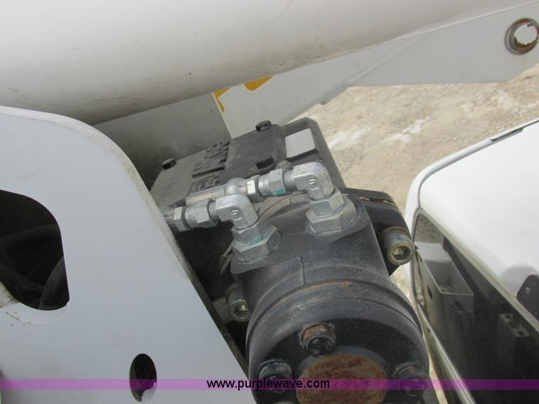 image for item L7119 2009 Dodge Ram 5500 bucket truck