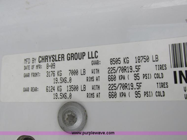 image for item L7119 2009 Dodge Ram 5500 bucket truck