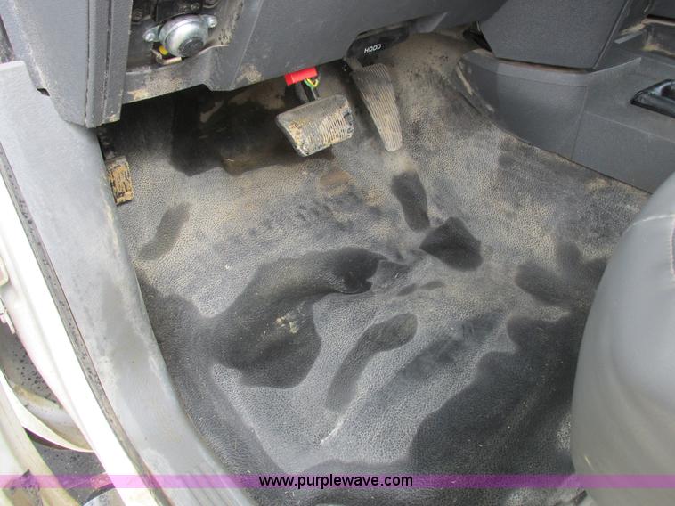 image for item L7119 2009 Dodge Ram 5500 bucket truck