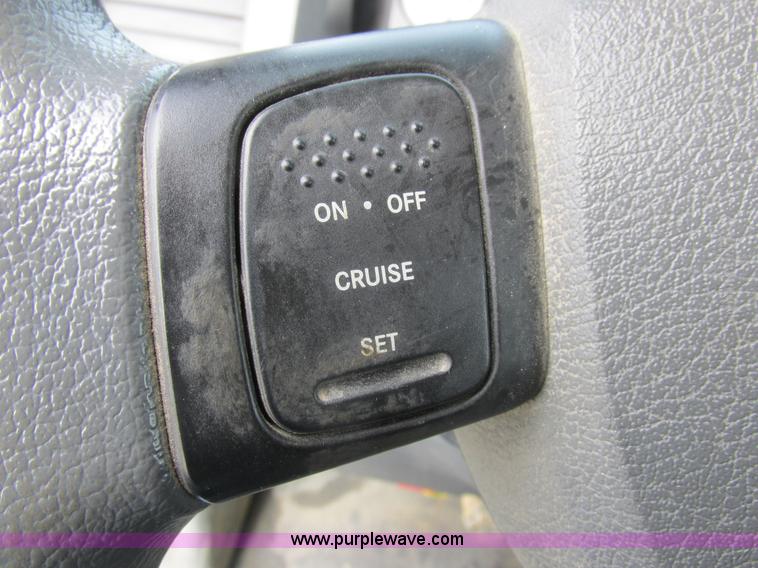 image for item L7119 2009 Dodge Ram 5500 bucket truck