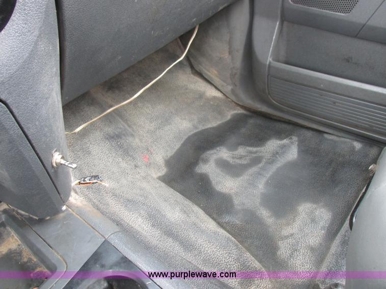 image for item L7119 2009 Dodge Ram 5500 bucket truck