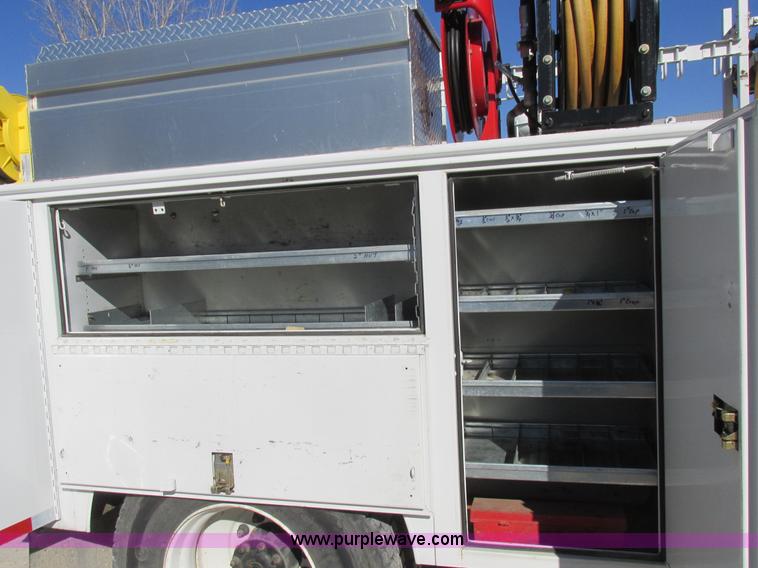 image for item L7126 2007 Freightliner Business Class M2 service truck