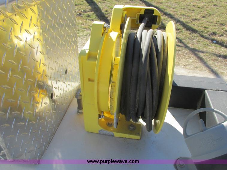 image for item L7126 2007 Freightliner Business Class M2 service truck