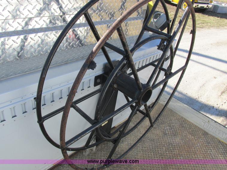 image for item L7126 2007 Freightliner Business Class M2 service truck