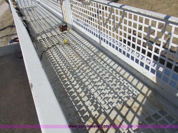 image for item L7126 2007 Freightliner Business Class M2 service truck