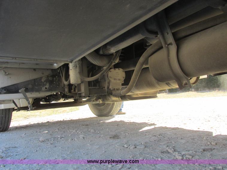 image for item L7126 2007 Freightliner Business Class M2 service truck