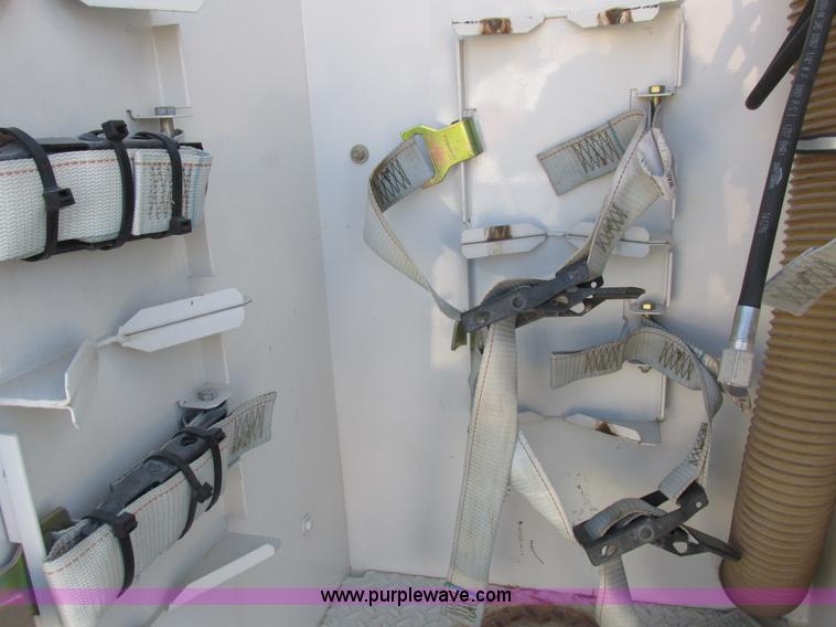 image for item L7126 2007 Freightliner Business Class M2 service truck