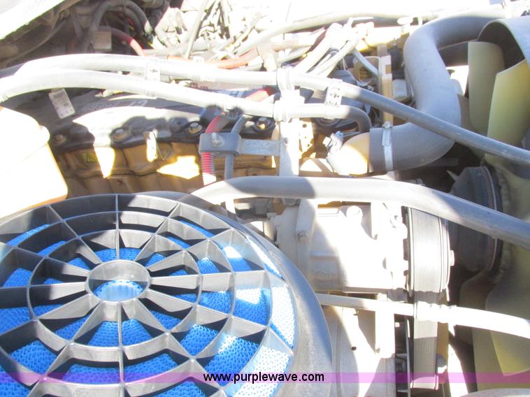 image for item L7126 2007 Freightliner Business Class M2 service truck