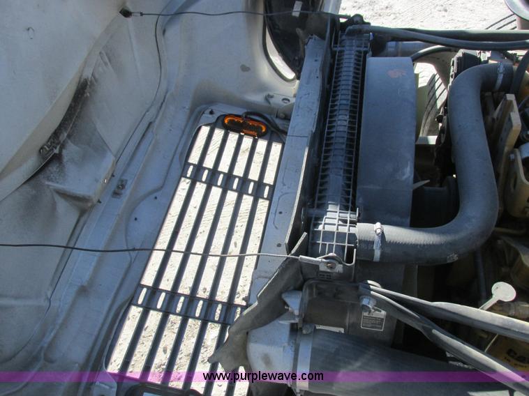 image for item L7126 2007 Freightliner Business Class M2 service truck