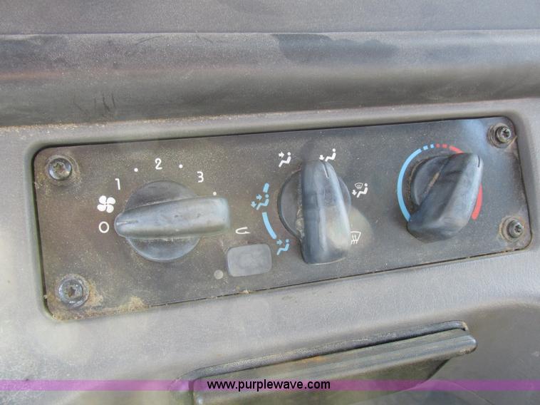 image for item L7126 2007 Freightliner Business Class M2 service truck