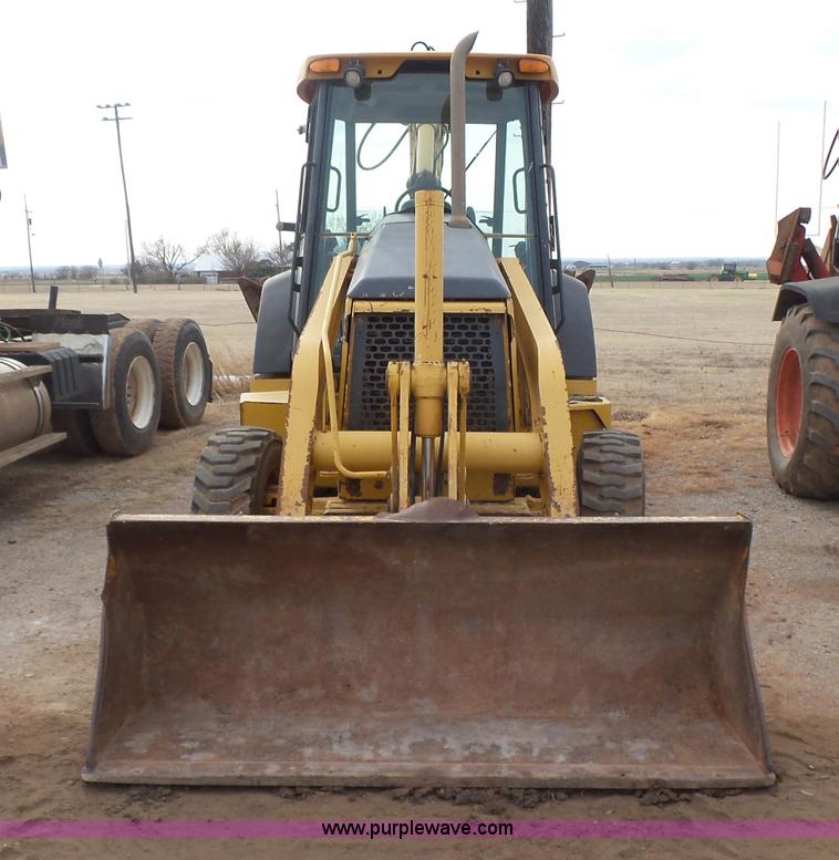 image for item L7266 2006 John Deere 644 backhoe