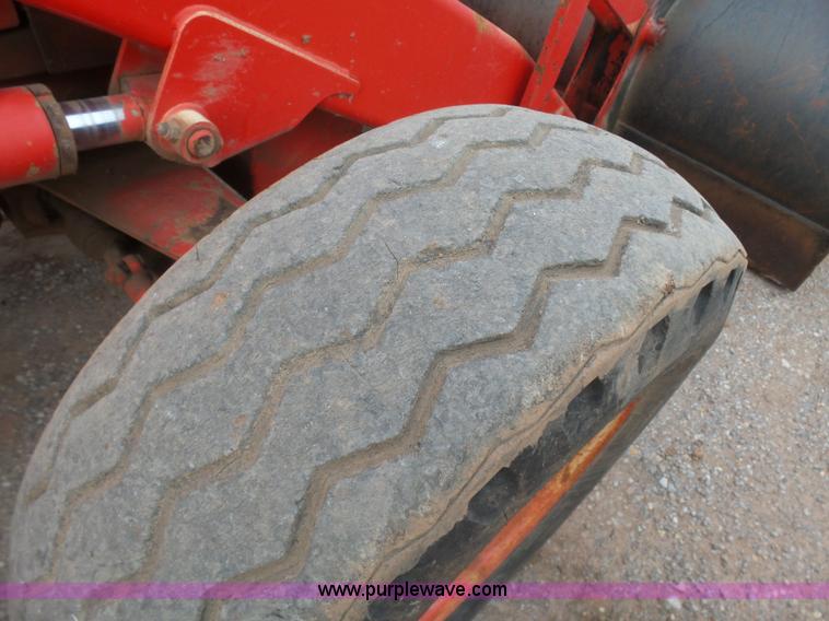 image for item L7267 Ford 555D backhoe