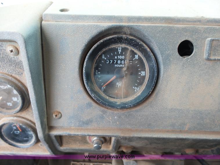 image for item L7269 2001 Mack RD690S tank truck