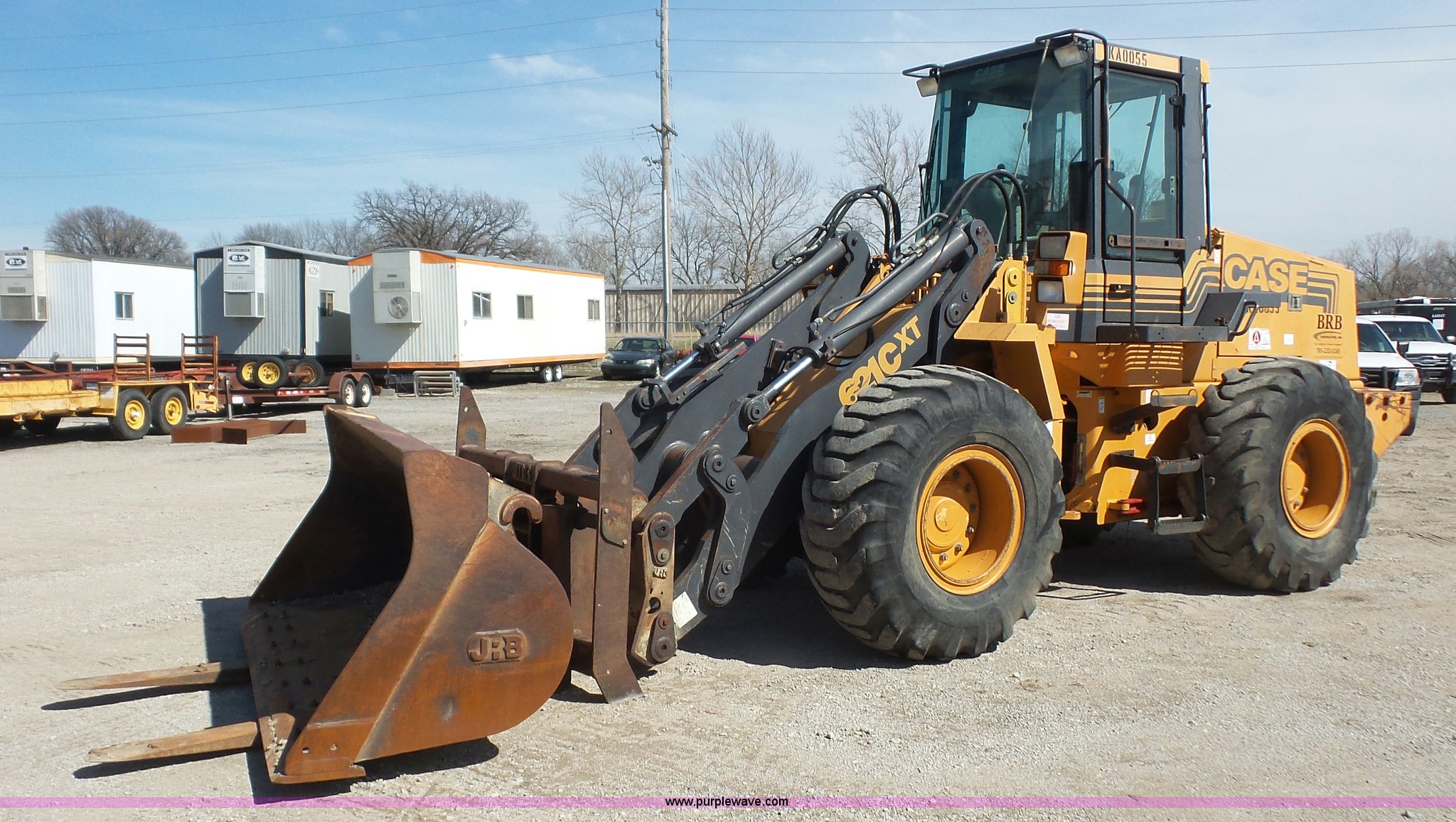 2000 Case 621C wheel loader in Topeka, KS Item K5051 sold Purple Wave