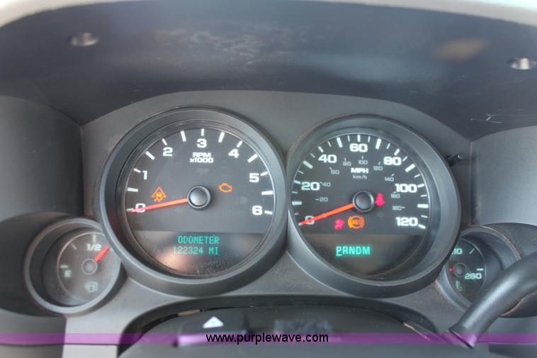 image for item AO9416 2011 Chevrolet Silverado 1500 Ext. Cab pickup truck