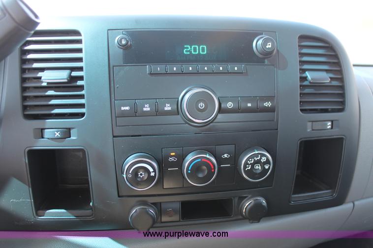 image for item AO9416 2011 Chevrolet Silverado 1500 Ext. Cab pickup truck