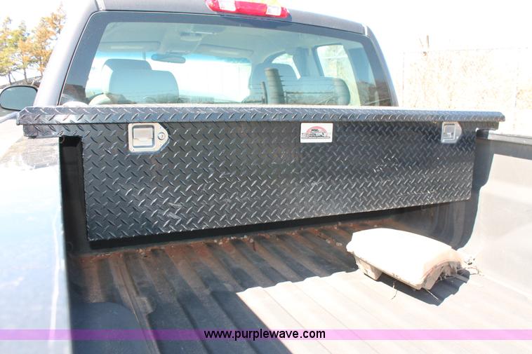 image for item AO9416 2011 Chevrolet Silverado 1500 Ext. Cab pickup truck