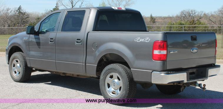 image for item AO9417 2007 Ford F150 XLT Crew Cab pickup truck